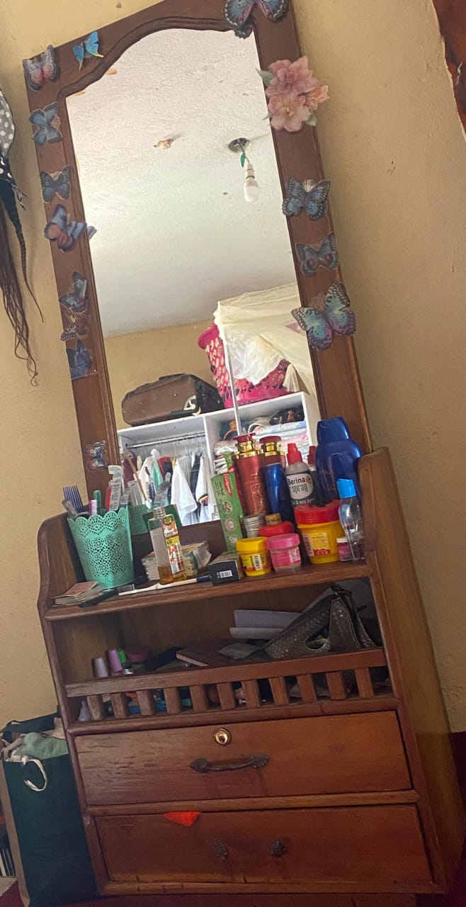 Wooden Dressing Table with Butterfly Mirror — photo 1